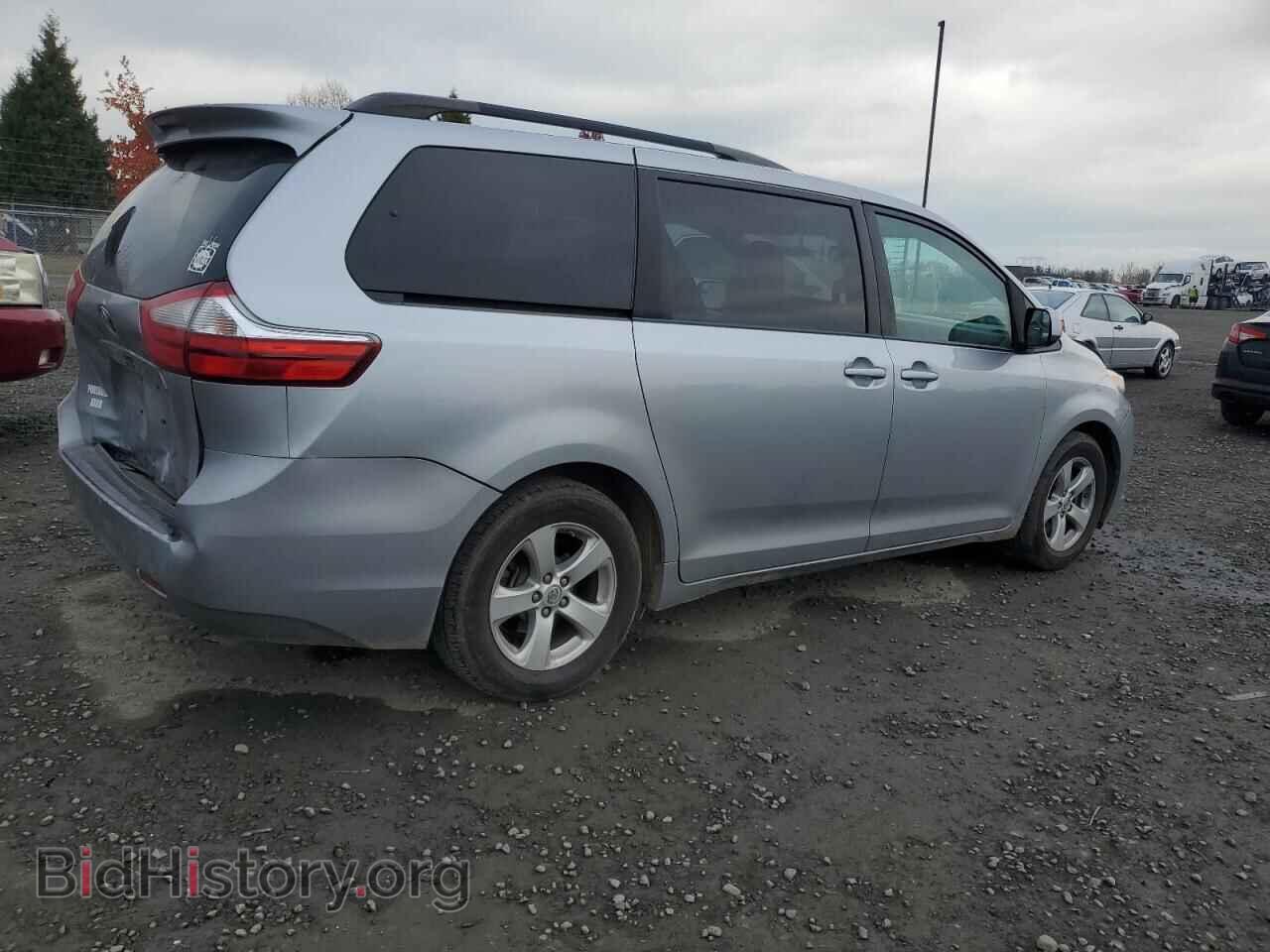 2017 TOYOTA All Models - VIN: 5TDKZ3DC5HS876754 - Фото 3