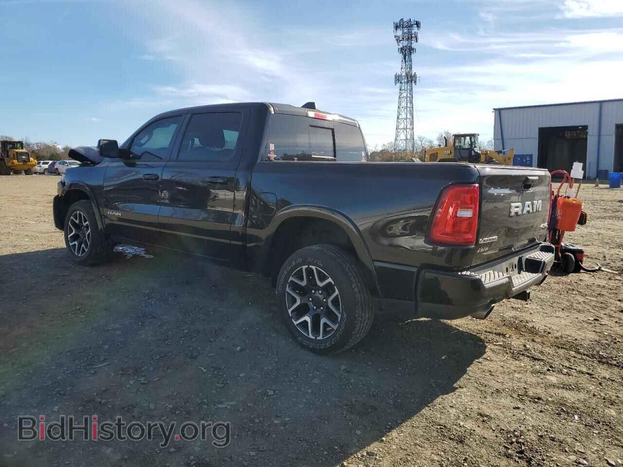 2025 RAM 1500 - VIN: 1C6SRFJP3SN510465 - Фото 2