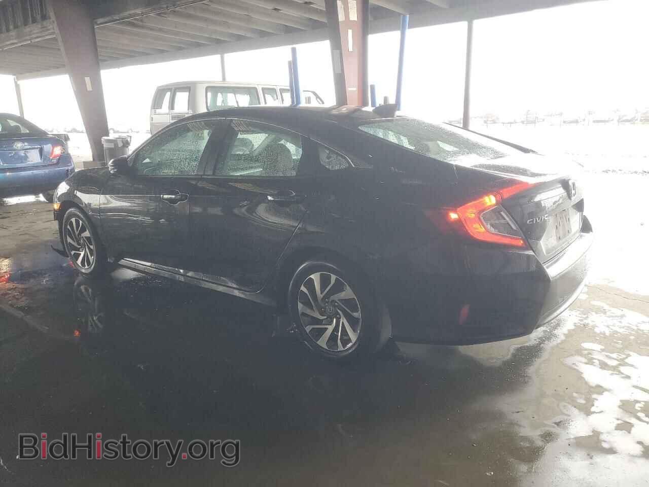 2018 HONDA CIVIC - VIN: 2HGFC2F76JH558757 - Фото 2