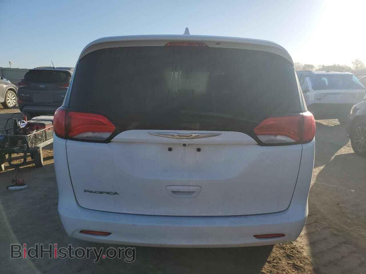 2017 CHRYSLER PACIFICA - VIN: 2C4RC1DG3HR804841 - Фото 6