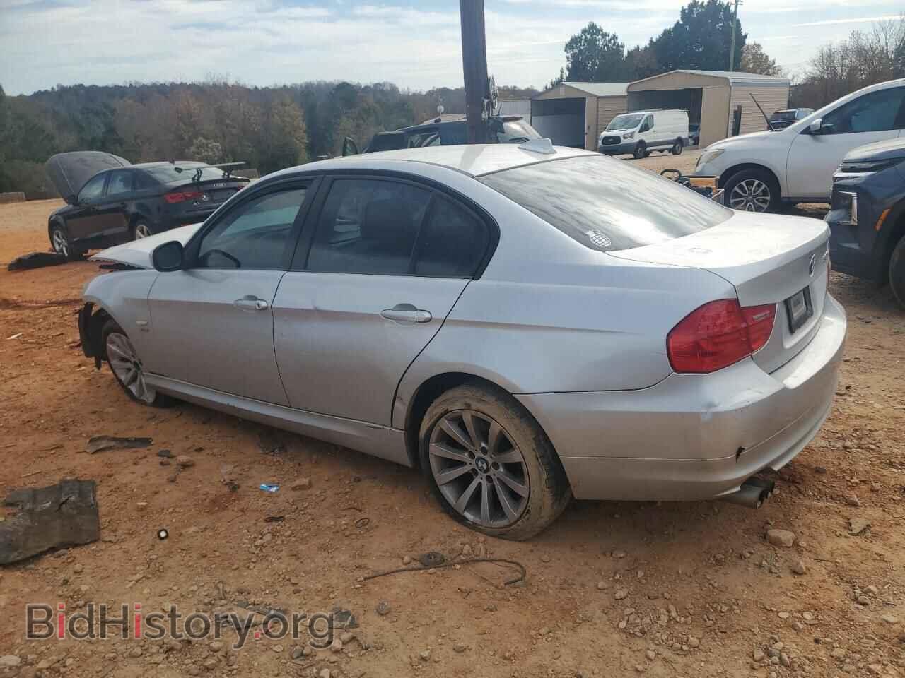 2011 BMW 3 SERIES - VIN: WBAPK7C57BA973136 - Фото 2