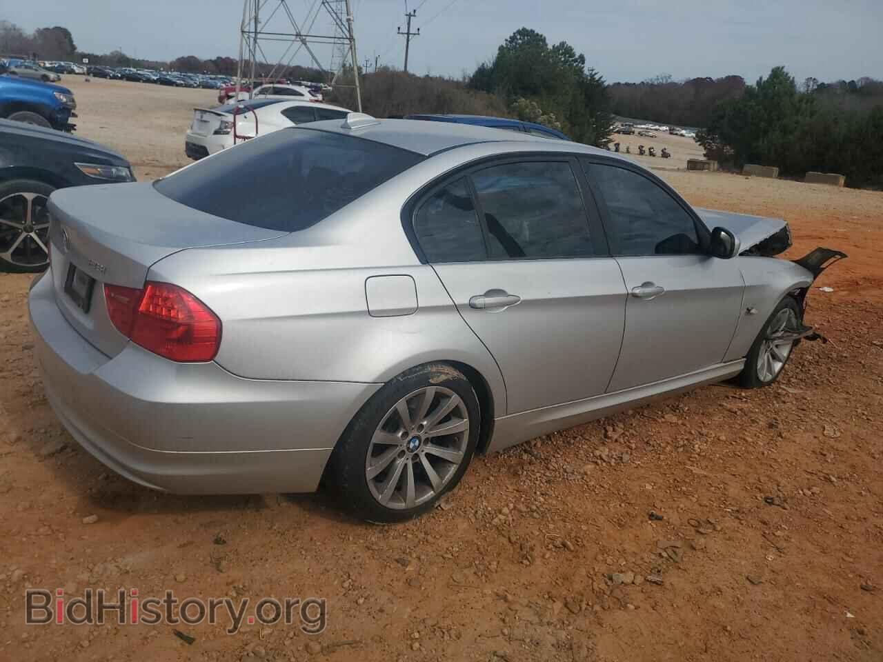 2011 BMW 3 SERIES - VIN: WBAPK7C57BA973136 - Фото 3