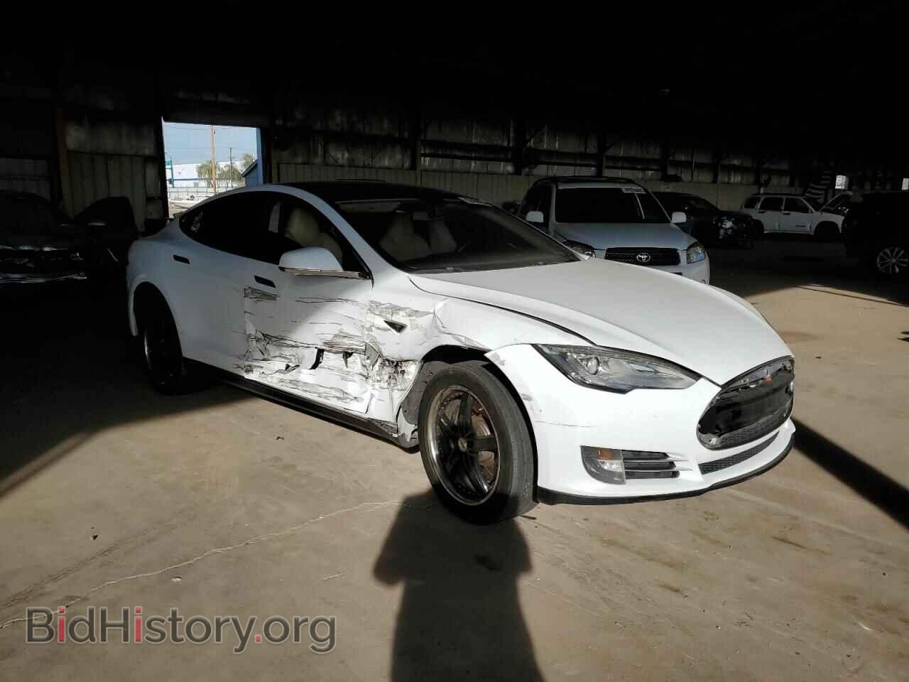 2013 TESLA MODEL S - VIN: 5YJSA1CP9DFP16472 - Фото 4