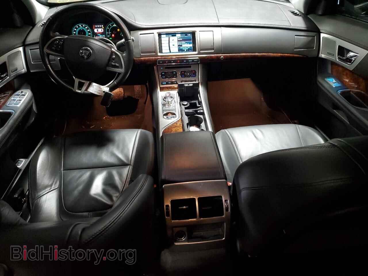 2014 JAGUAR XF - VIN: SAJWJ0EF8E8U20653 - Фото 8
