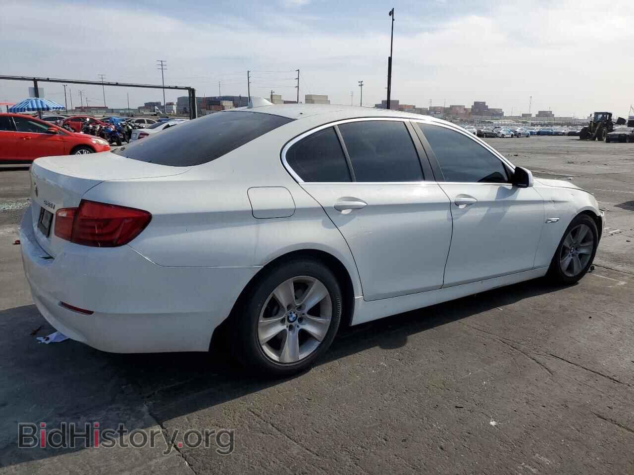2011 BMW 5 SERIES - VIN: WBAFR1C56BC672320 - Фото 3