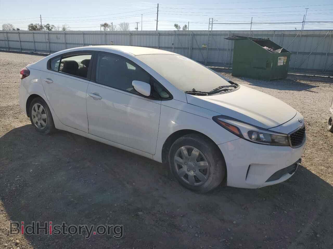 2017 KIA FORTE - VIN: 3KPFK4A79HE087455 - Фото 4