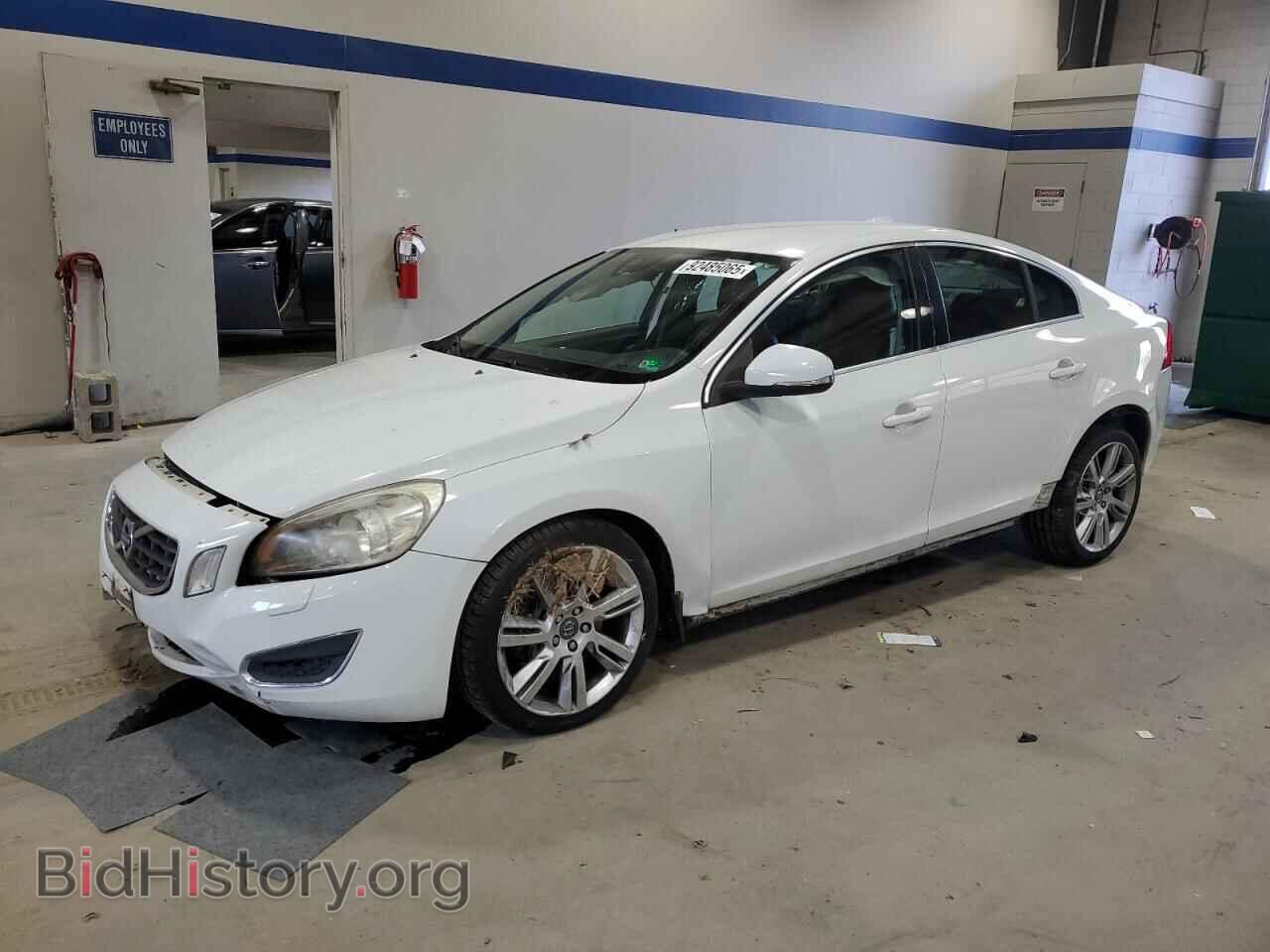 Фотография YV1902FH5C2092452 - VOLVO S60 2012
