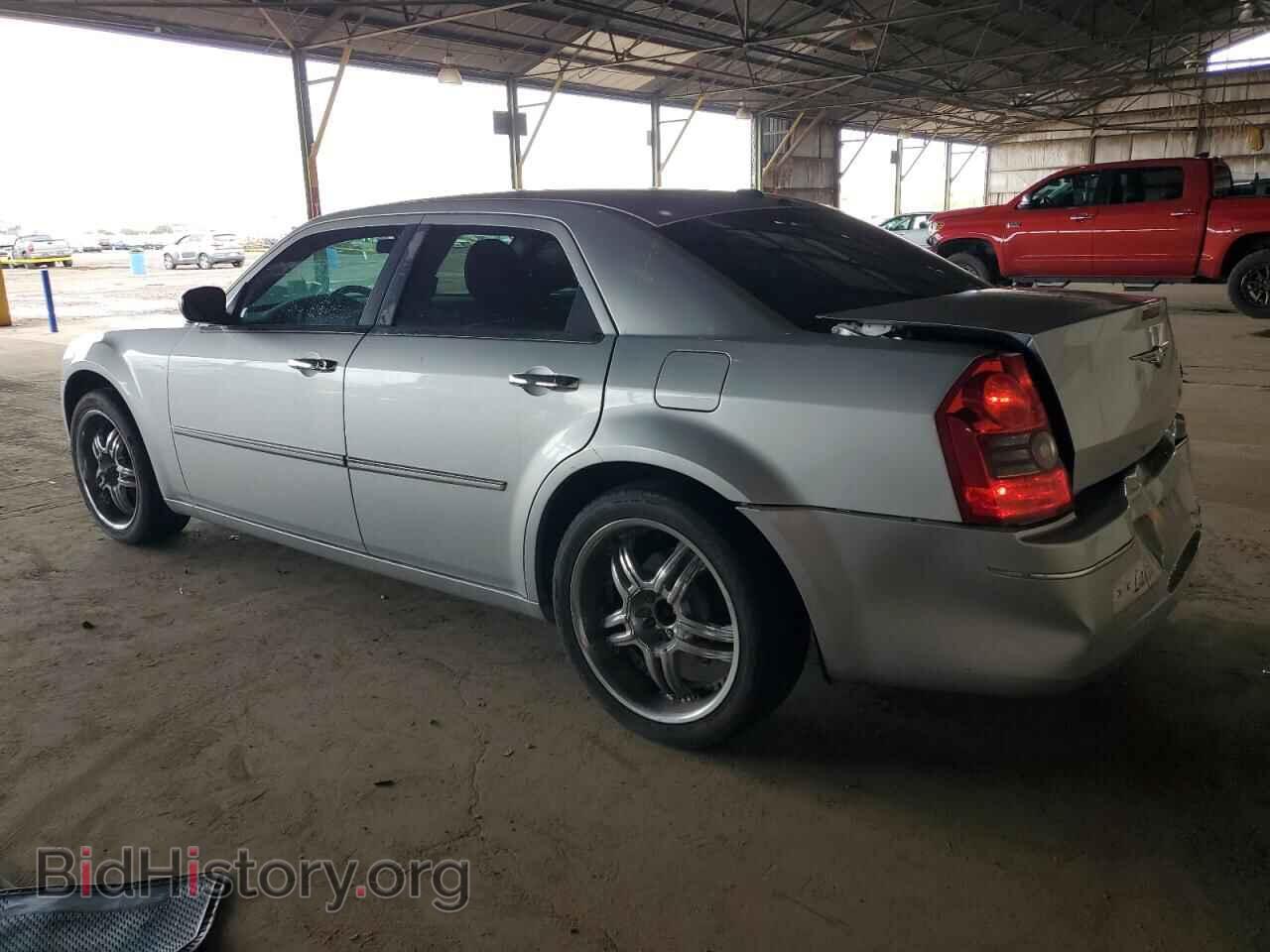 2010 CHRYSLER 300 - VIN: 2C3CA5CV1AH234681 - Фото 2