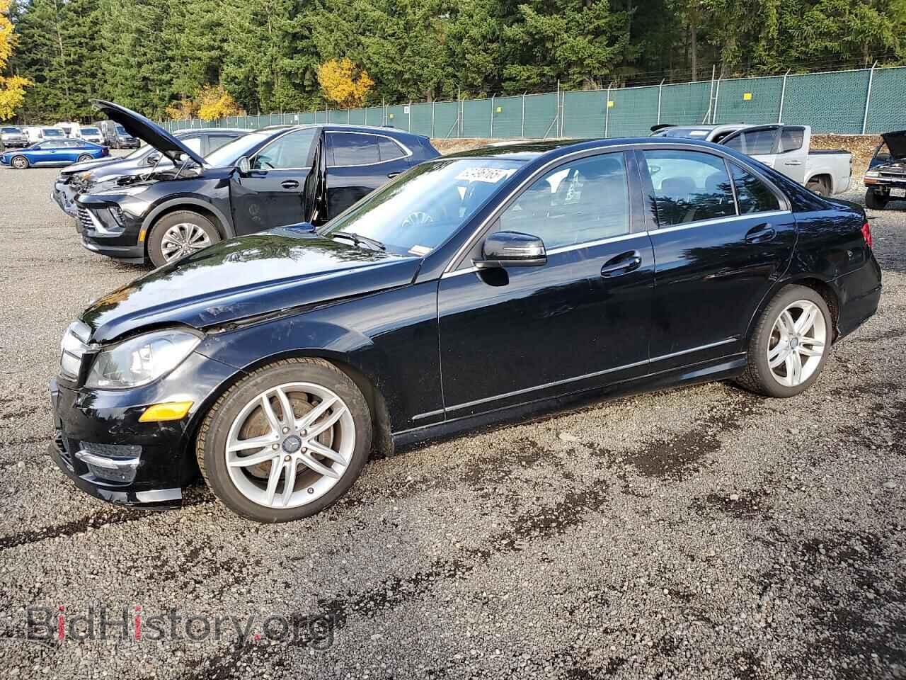 Photo WDDGF8BB8CA639614 - MERCEDES-BENZ C-CLASS 2012