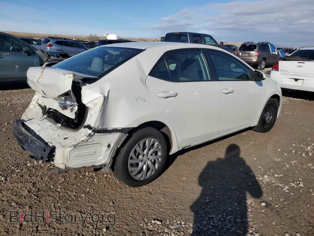 2018 TOYOTA COROLLA - VIN: 5YFBURHEXJP779366 - Фото 3