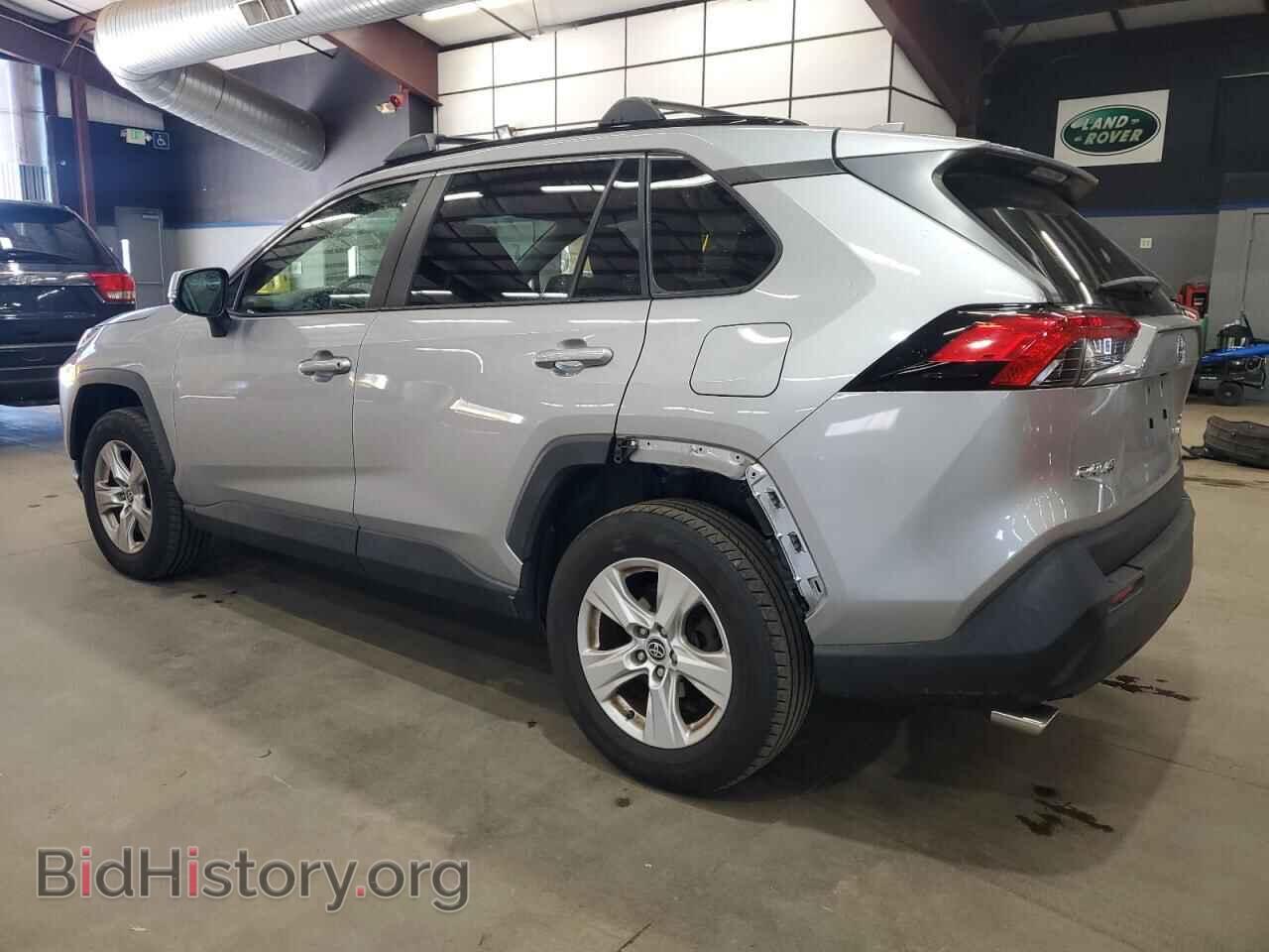 2019 TOYOTA RAV4 - VIN: JTMP1RFV8KD039918 - Фото 2