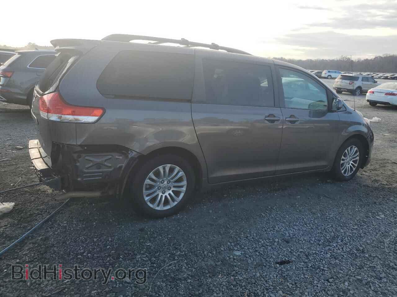2012 TOYOTA All Models - VIN: 5TDYK3DC2CS204917 - Фото 3