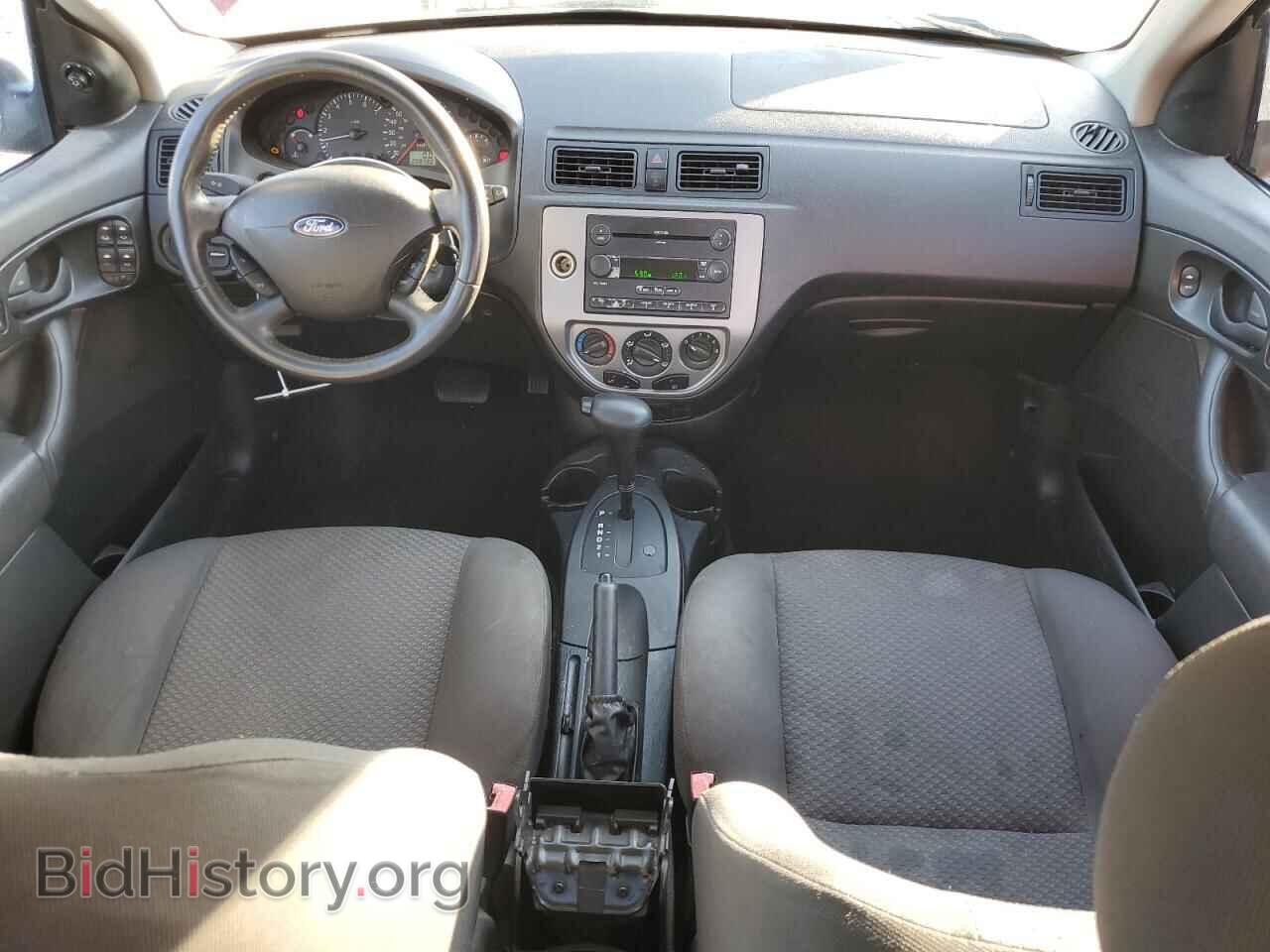 2005 FORD FOCUS - VIN: 3FAFP37N65R111741 - Фото 8