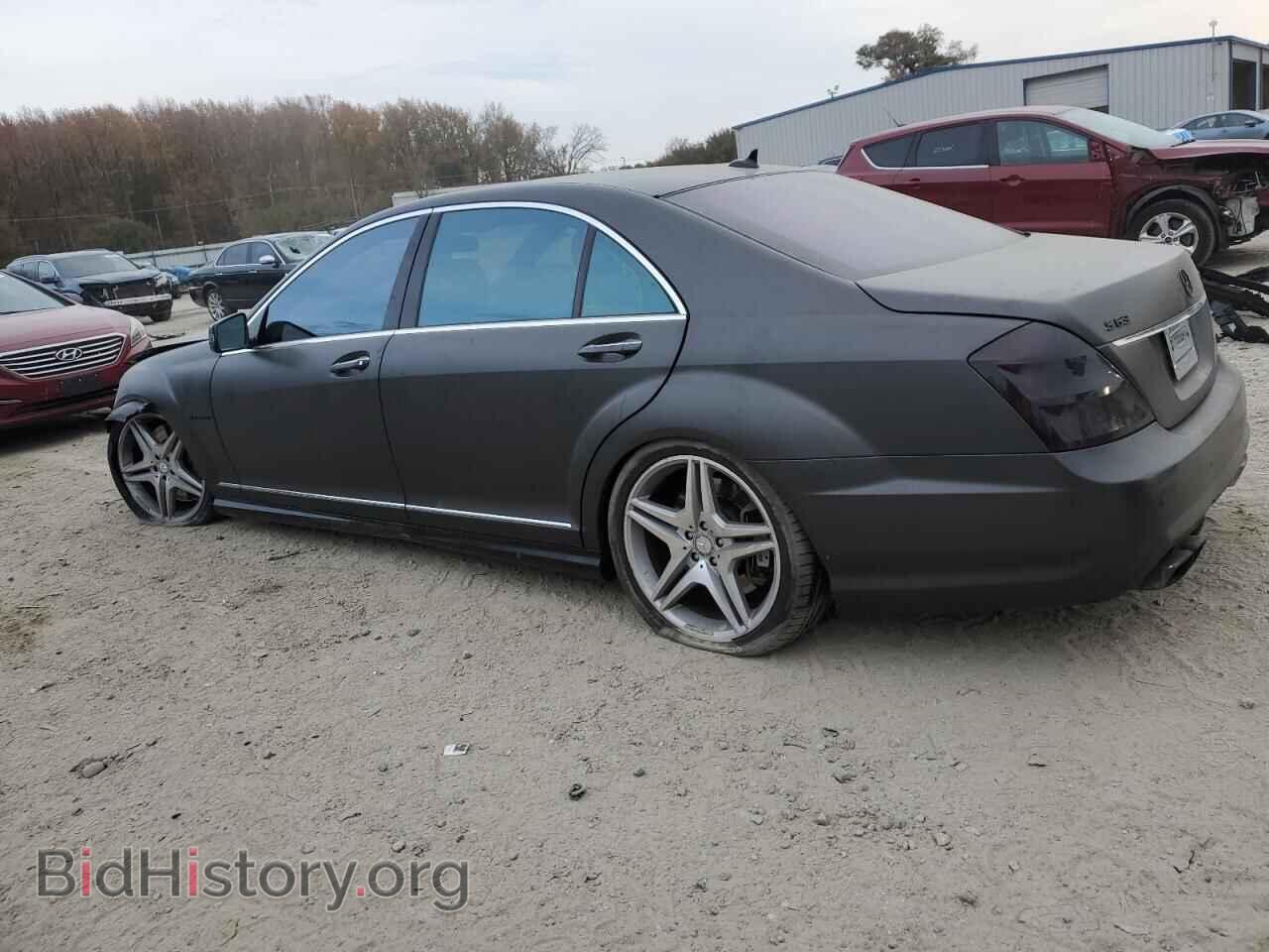 2011 MERCEDES-BENZ S-CLASS - VIN: WDDNG7EB2BA405946 - Фото 2