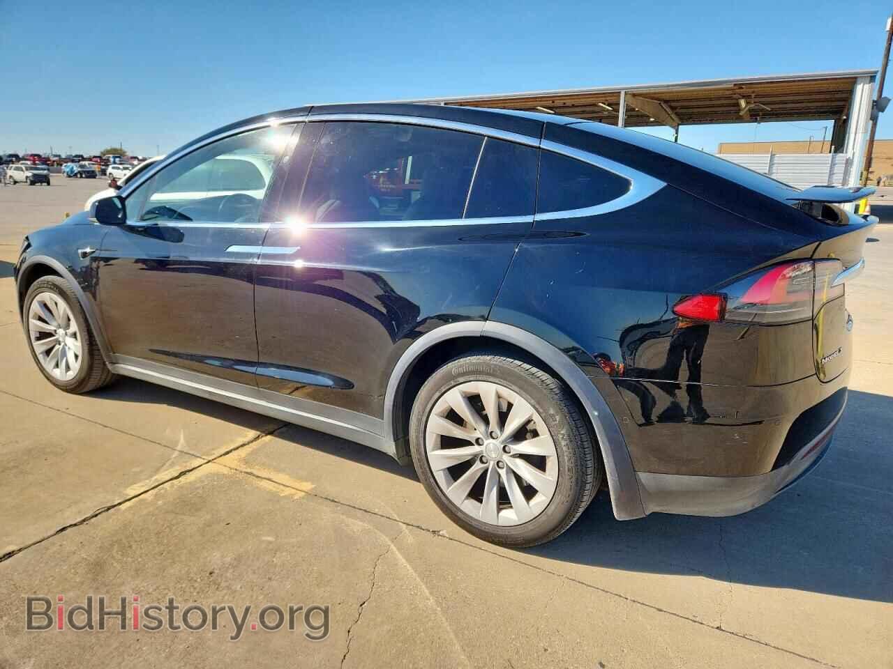 2017 TESLA MODEL X - VIN: 5YJXCDE26HF037185 - Фото 2