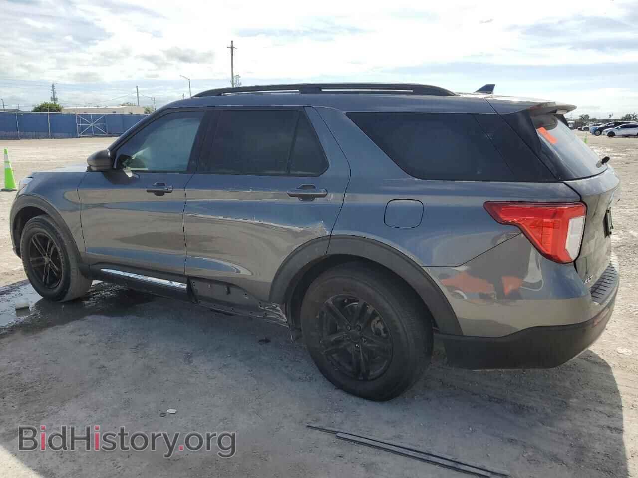2021 FORD EXPLORER - VIN: 1FMSK7DH6MGA68145 - Photo 2