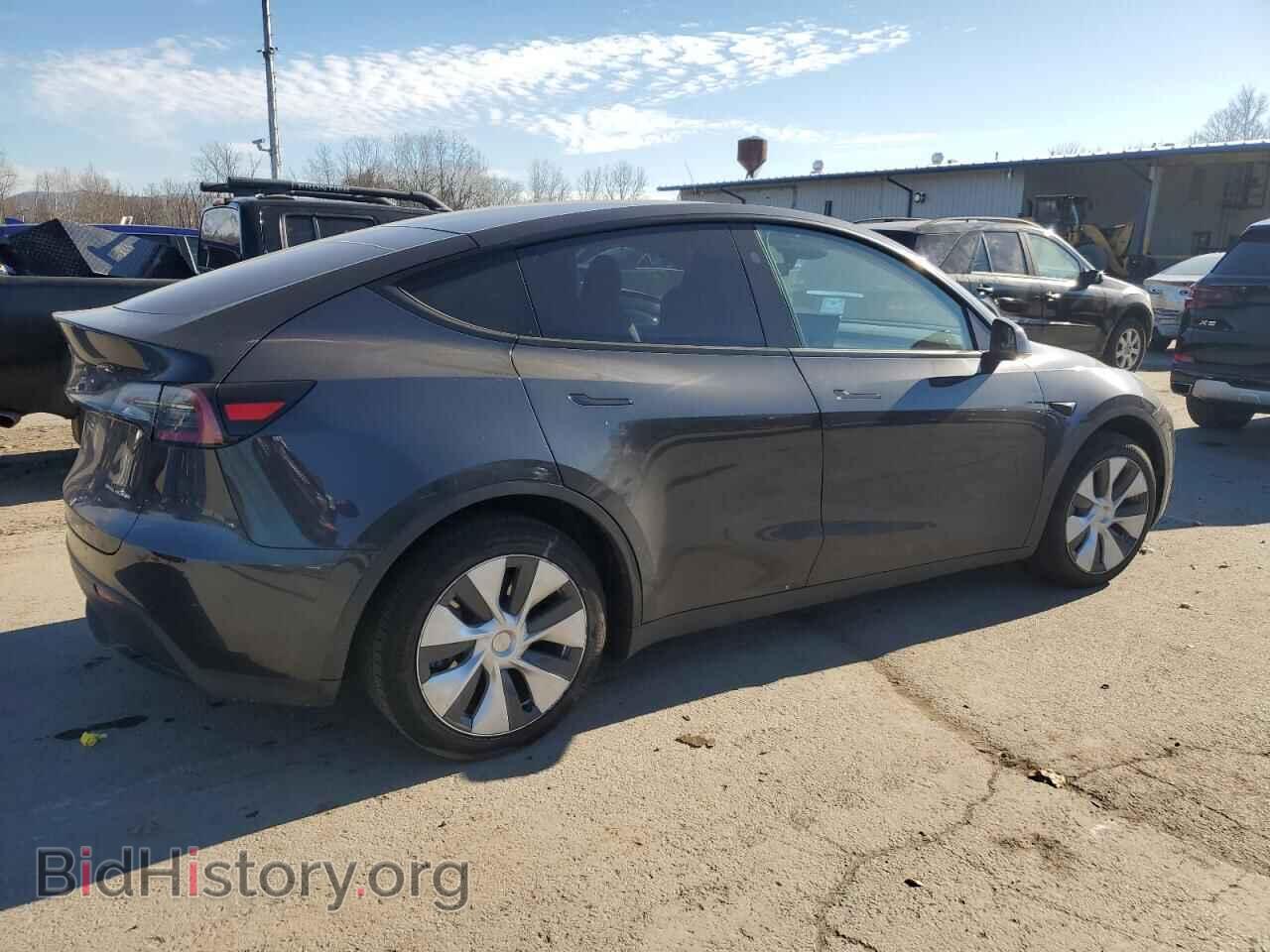 2024 TESLA MODEL Y - VIN: 7SAYGAEE6RF028315 - Фото 3