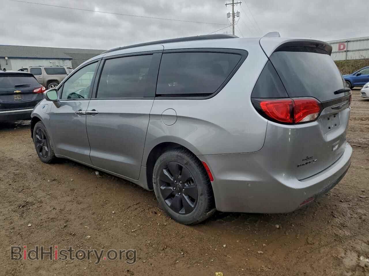2020 CHRYSLER PACIFICA - VIN: 2C4RC1N72LR258234 - Фото 2