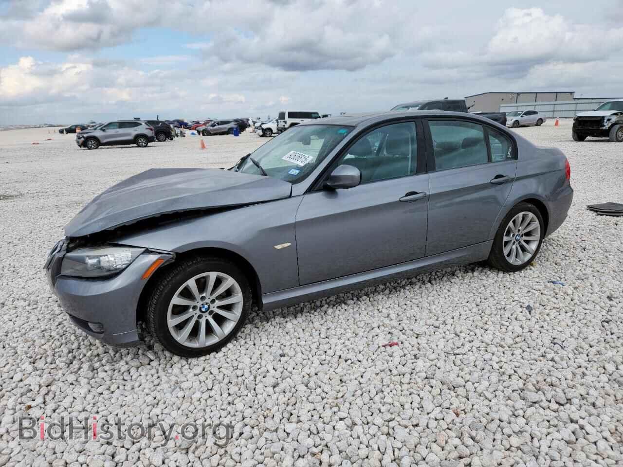 Photo WBAPH7C50BE677351 - BMW 3 SERIES 2011