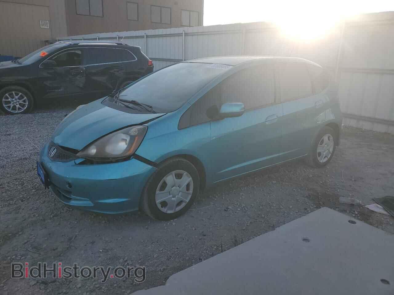 Фотография JHMGE8H31CC023057 - HONDA FIT 2012