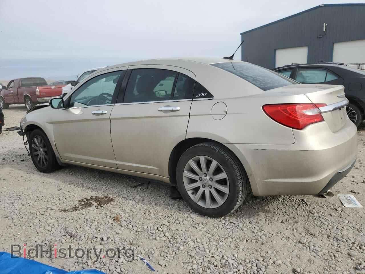 2013 CHRYSLER 200 - VIN: 1C3CCBCG5DN711232 - Фото 2