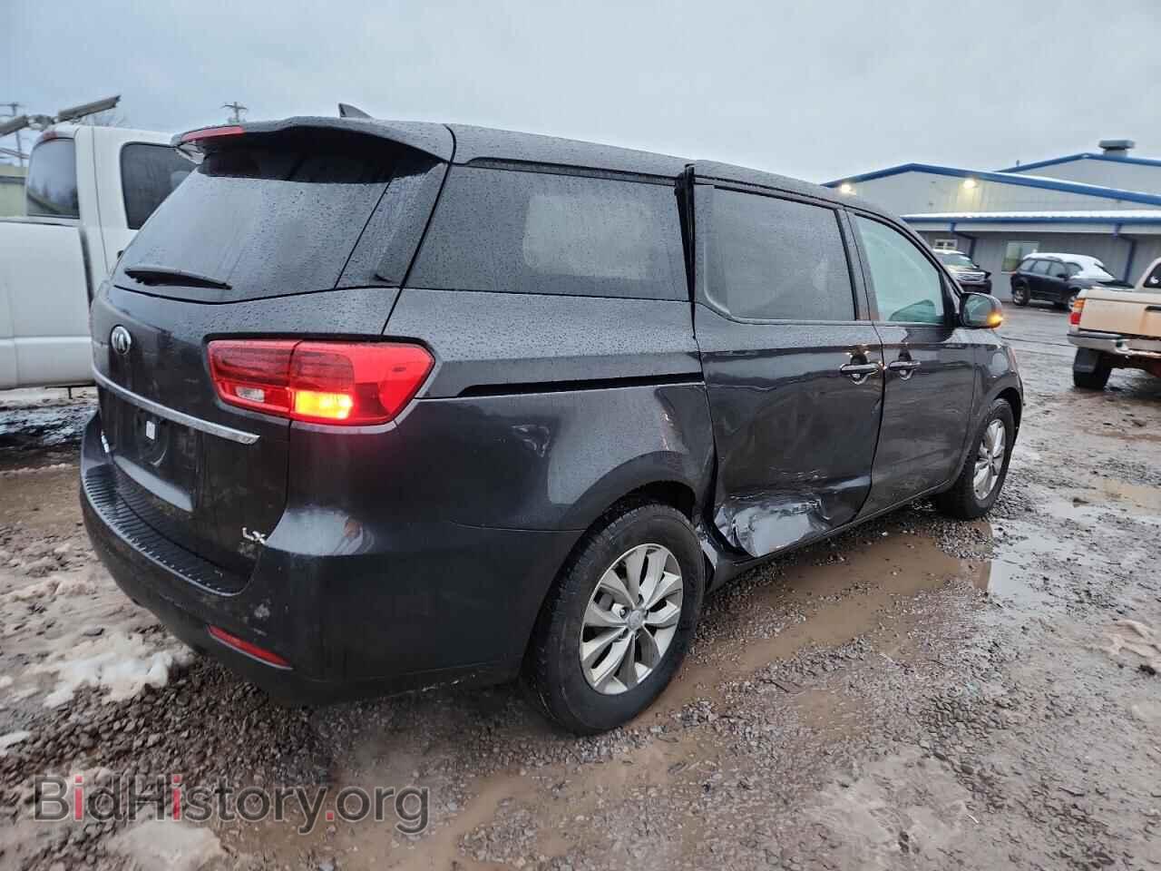 2021 KIA All Models - VIN: KNDMB5C12M6673811 - Photo 3