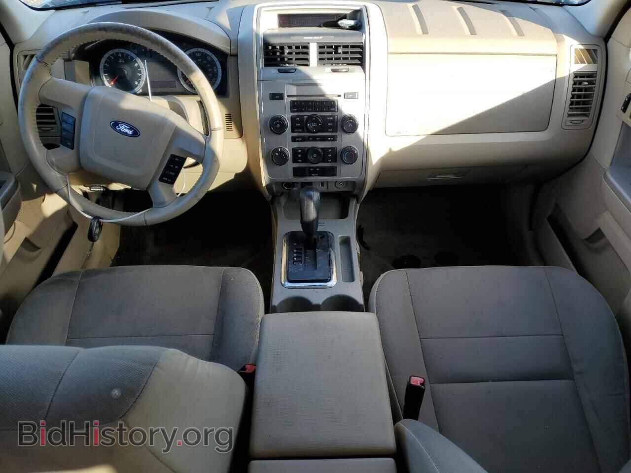 2011 FORD ESCAPE - VIN: 1FMCU0DG9BKB58249 - Фото 8