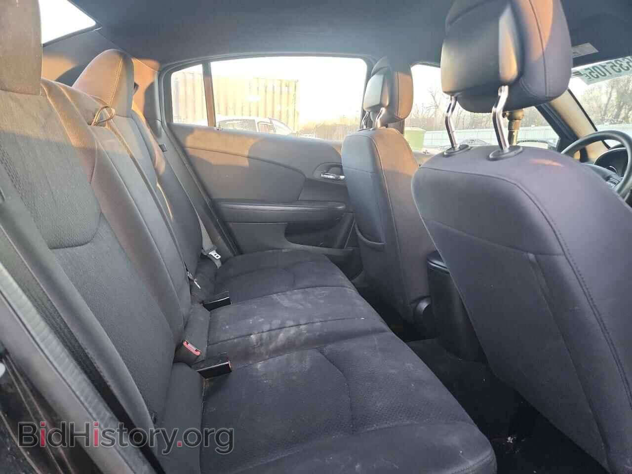 2013 CHRYSLER 200 - VIN: 1C3CCBAB2DN606381 - Photo 10