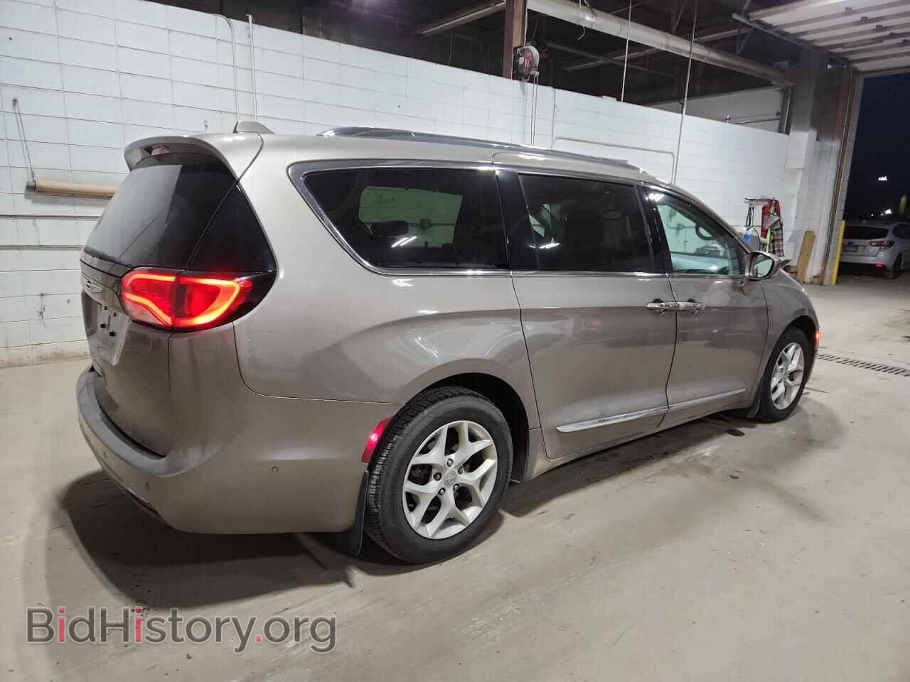 2017 CHRYSLER PACIFICA - VIN: 2C4RC1EG2HR832872 - Photo 3