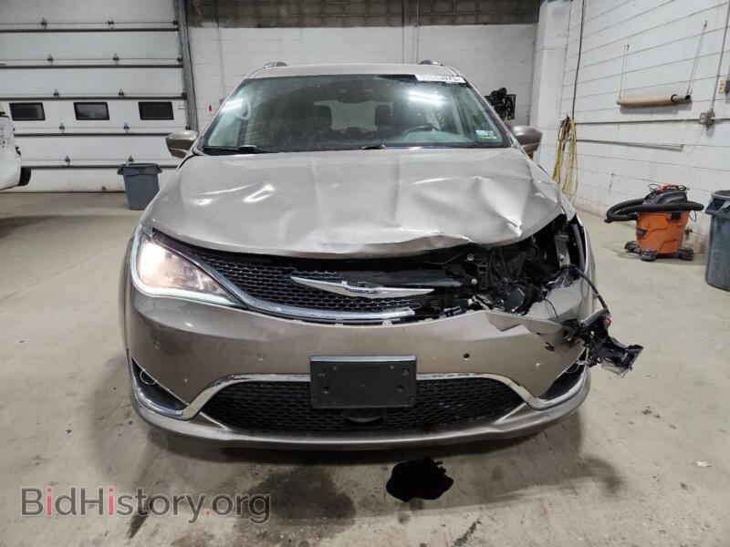 2017 Chrysler PACIFICA (VIN 2C4RC1EG2HR832872) — photo 5 of 13