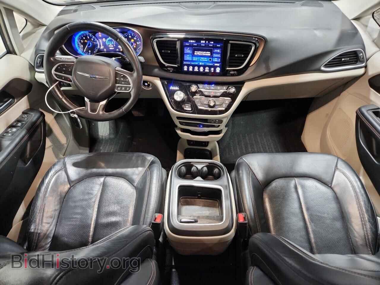 2017 CHRYSLER PACIFICA - VIN: 2C4RC1EG2HR832872 - Photo 8