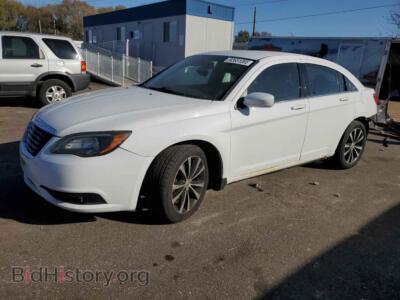 2012 Chrysler 200 TOURING, белый — VIN 1C3CCBBG7CN257551, Copart