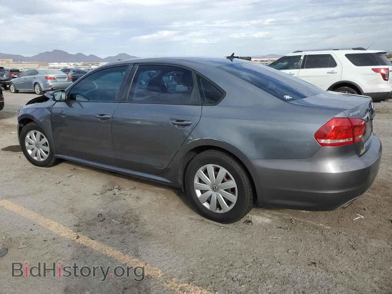 2013 VOLKSWAGEN PASSAT - VIN: 1VWAP7A37DC096664 - Фото 2