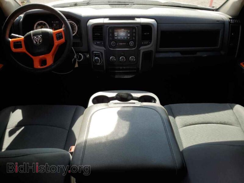 2019 RAM 1500 (VIN 1C6RR6FG4KS665373) — photo 8 of 15