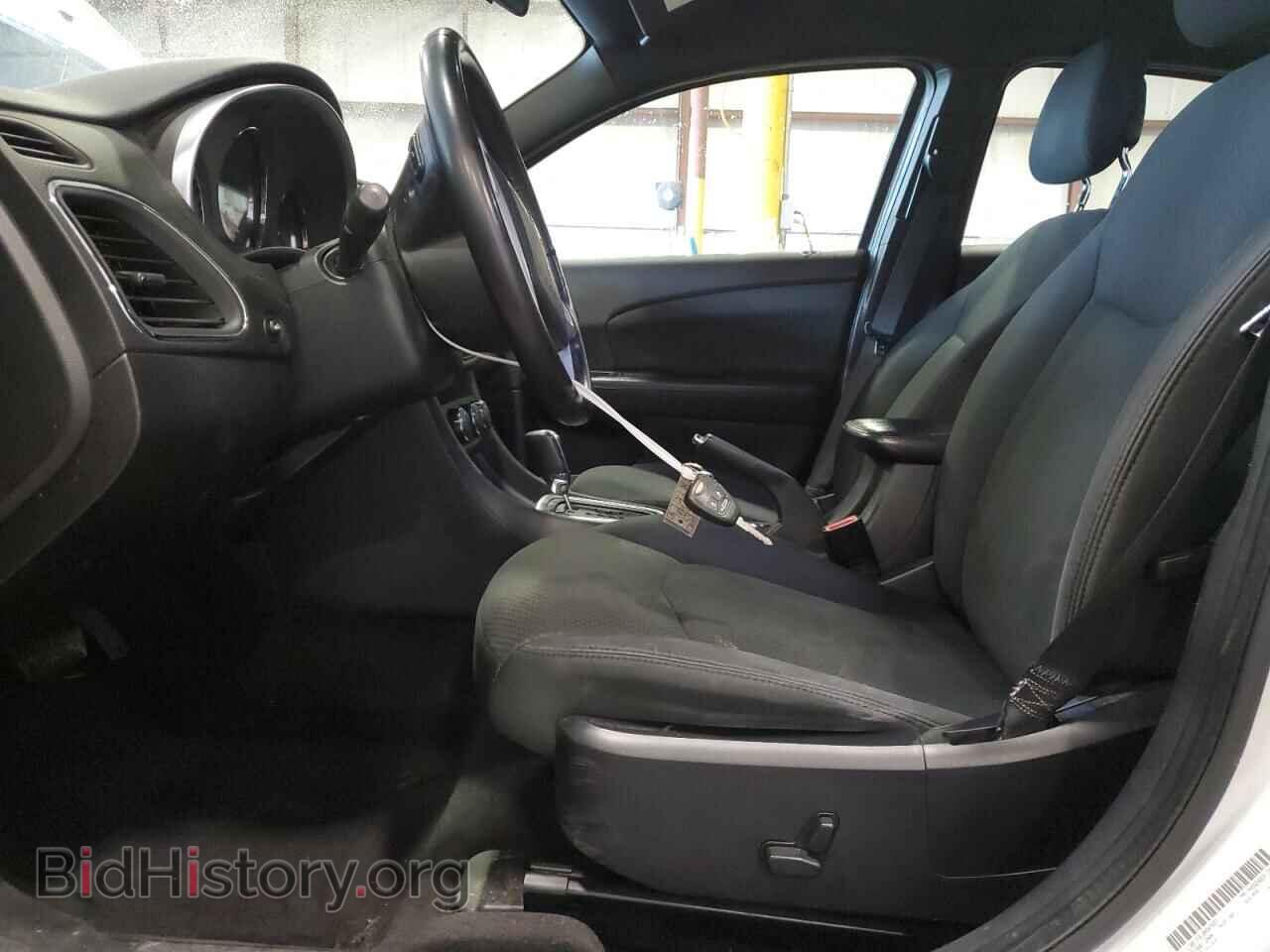 2011 CHRYSLER 200 - VIN: 1C3BC1FB1BN547657 - Фото 7