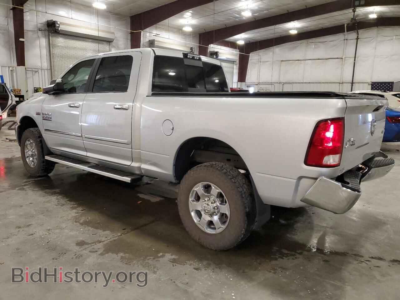 2017 RAM All Models - VIN: 3C6UR5DJ3HG756671 - Фото 2