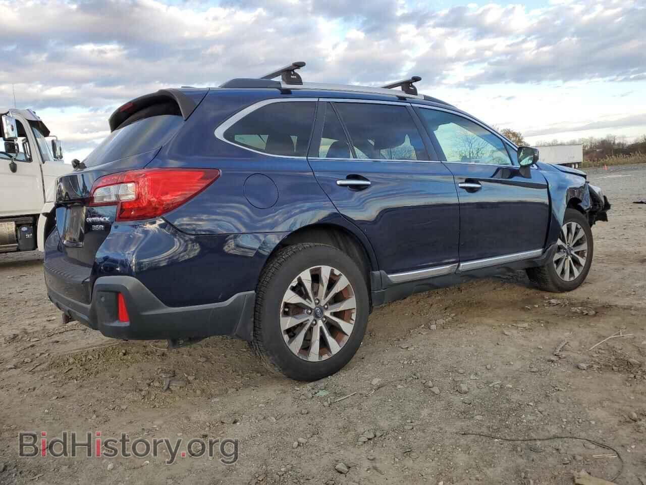 2018 SUBARU OUTBACK - VIN: 4S4BSETC0J3271853 - Фото 3