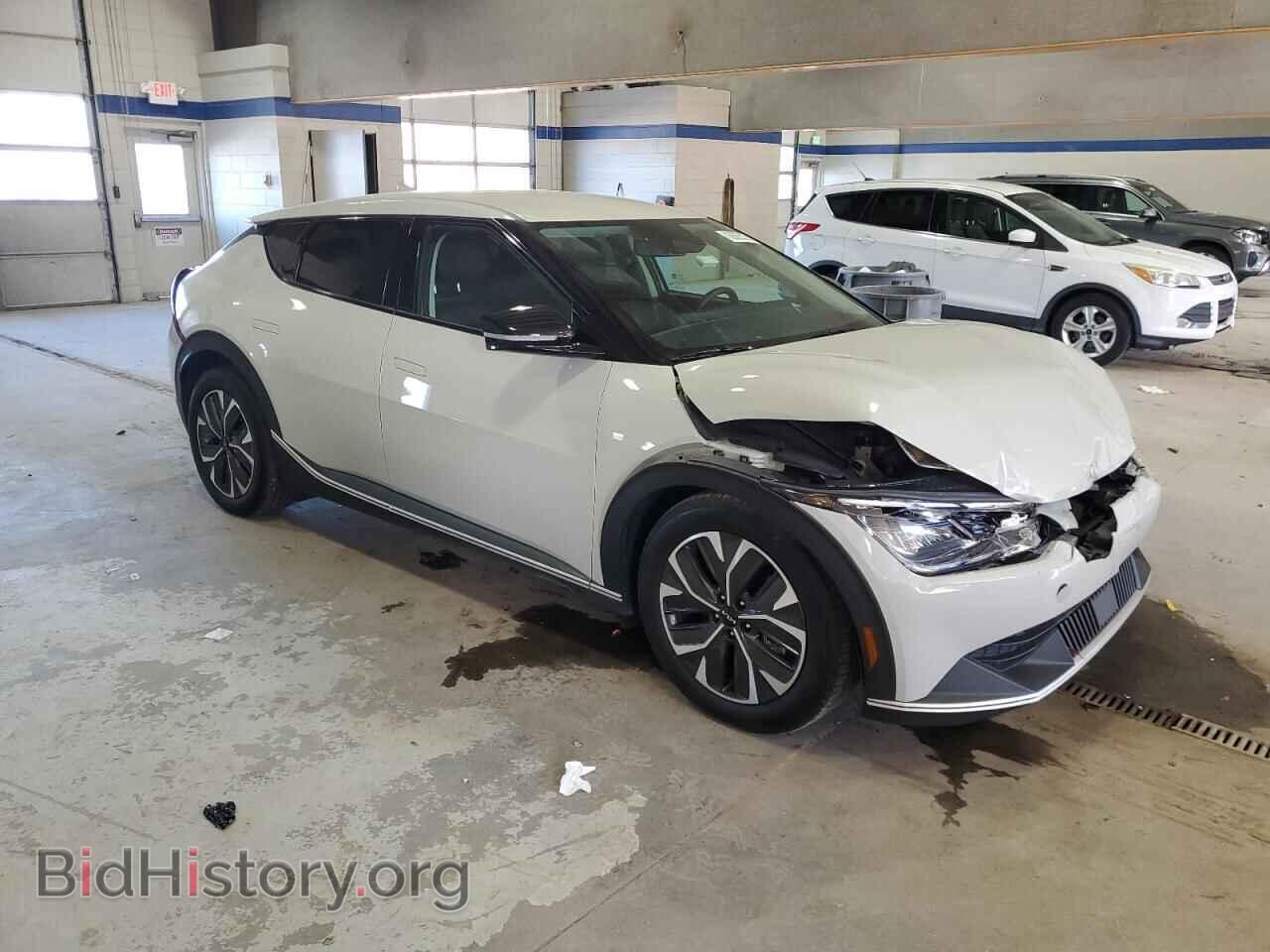 2024 KIA EV6 LIGHT - VIN: KNDC3DLC3R5218256 - Фото 4