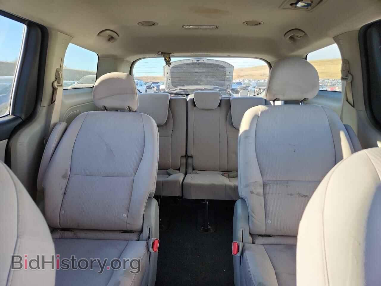 2021 KIA All Models - VIN: KNDMB5C19M6673725 - Фото 10