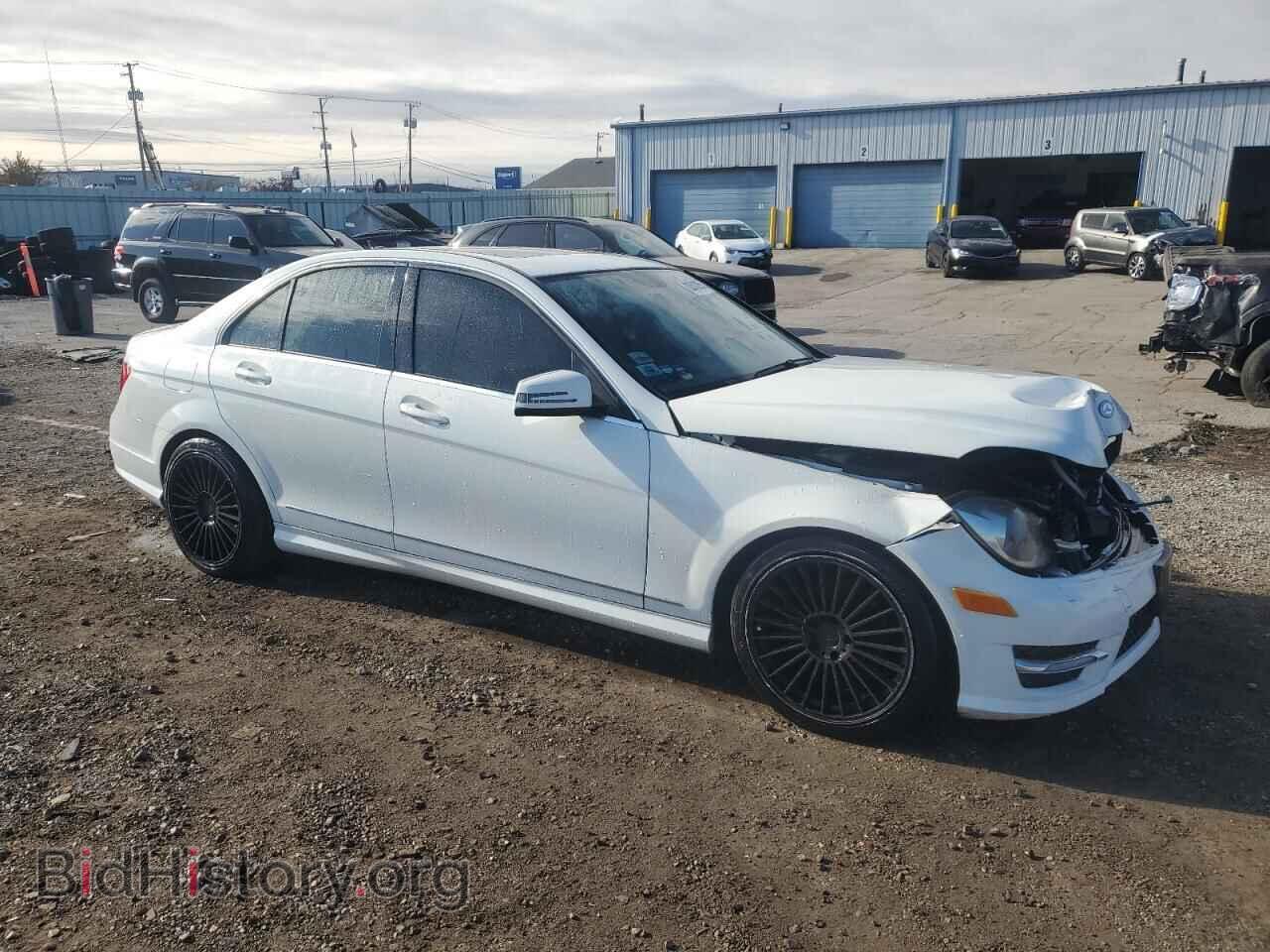 2012 MERCEDES-BENZ C-CLASS - VIN: WDDGF8BB2CR234513 - Фото 4