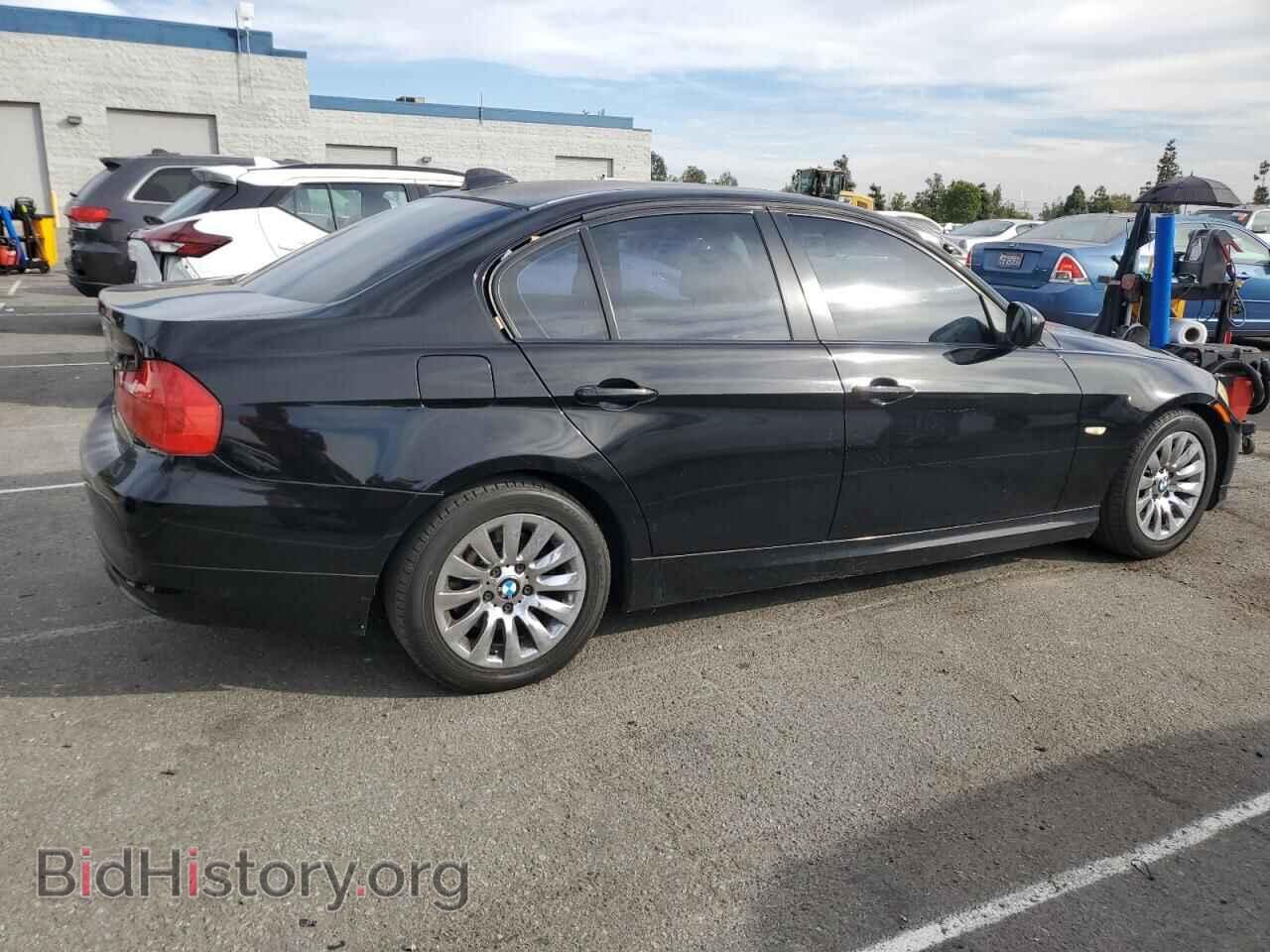 2009 BMW 3 SERIES - VIN: WBAPH53519A435836 - Фото 3