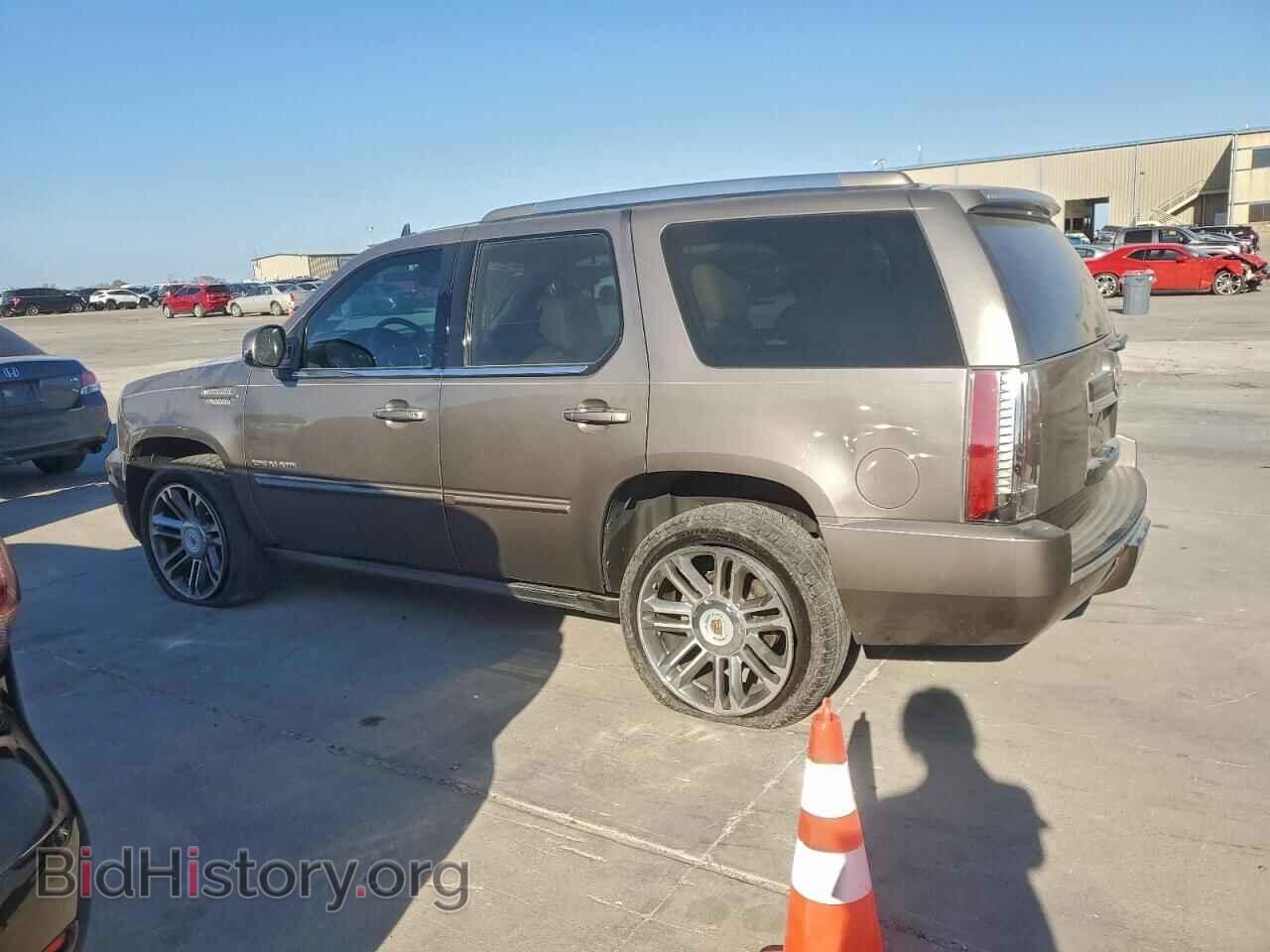 2013 CADILLAC ESCALADE - VIN: 1GYS3CEF9DR119546 - Фото 2
