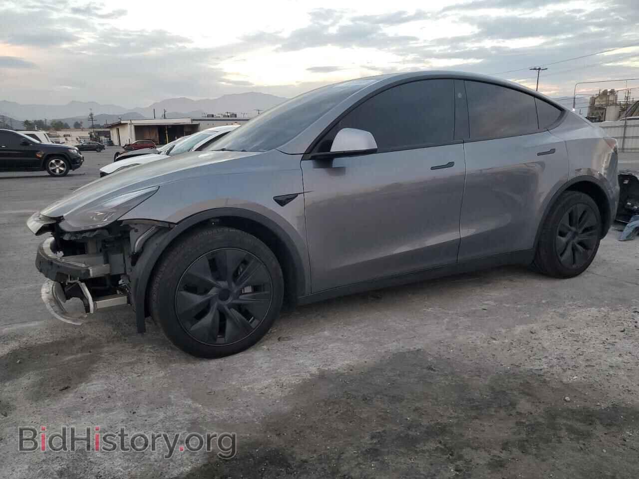 Фотография 7SAYGDED7RF201235 - TESLA MODEL Y 2024