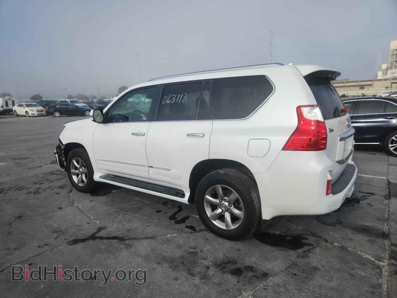 2013 LEXUS GX - VIN: JTJJM7FX2D5063113 - Фото 2