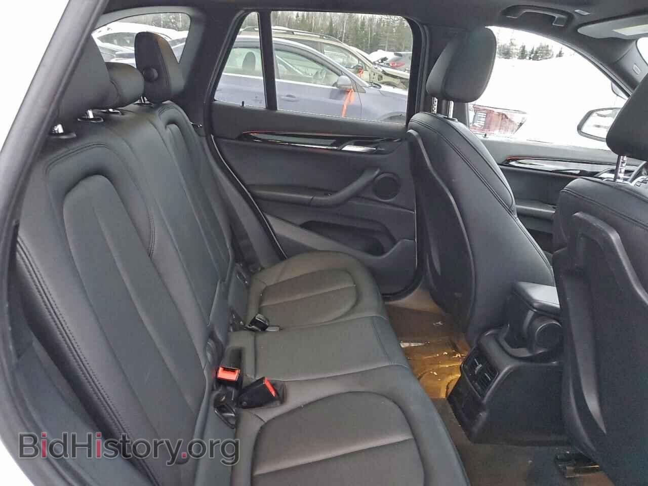 2016 BMW X1 - VIN: WBXHT3C32GP888272 - Фото 11