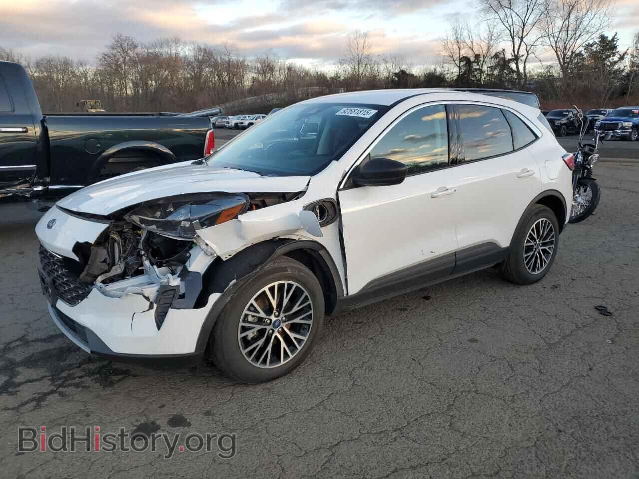 Photo 1FMCU0EZ3NUB74195 - FORD ESCAPE 2022