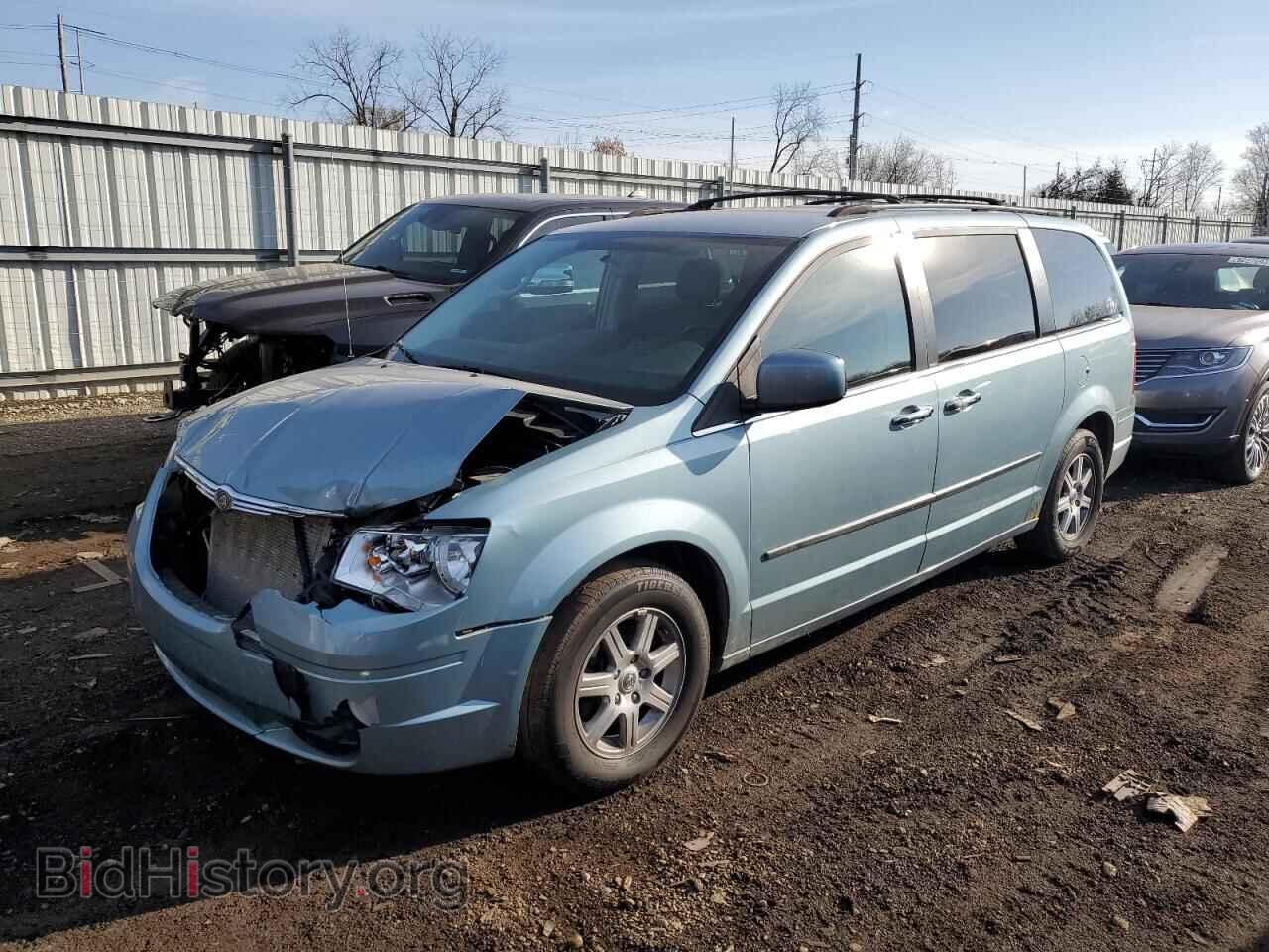 Photo 2A4RR8D15AR377021 - CHRYSLER MINIVAN 2010