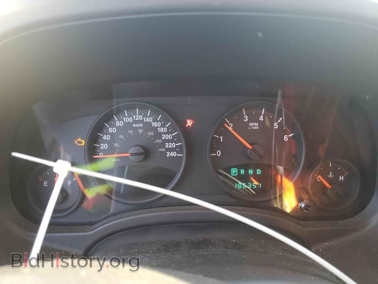 2009 JEEP COMPASS - VIN: 1J4FT47B69D110244 - Фото 9