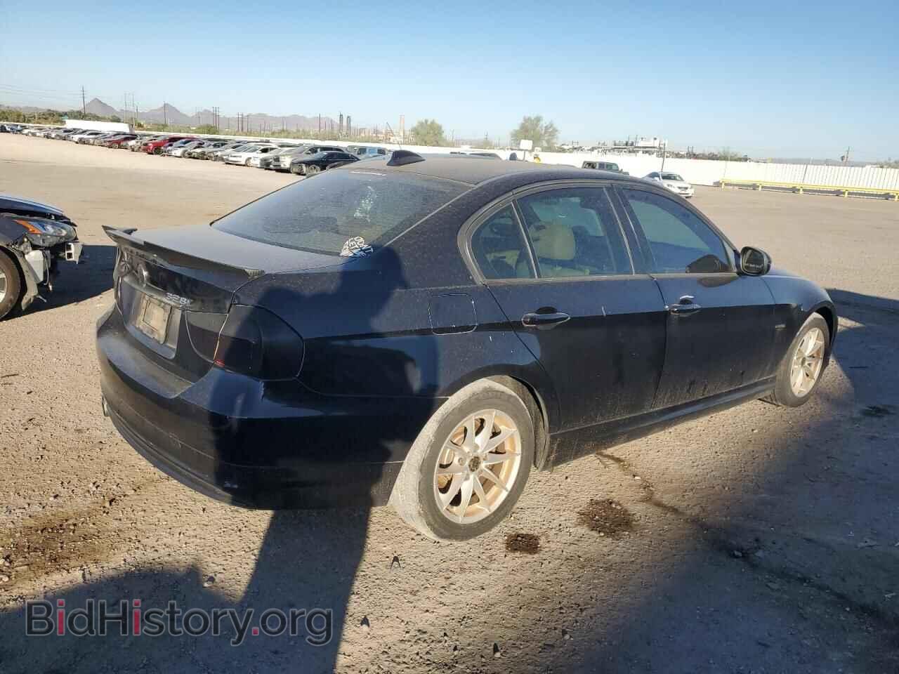 2010 BMW 3 SERIES - VIN: WBAPH7G59ANM51379 - Фото 3