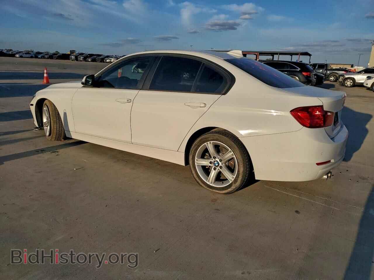 2015 BMW 3 SERIES - VIN: WBA3C1C55FP853279 - Фото 2